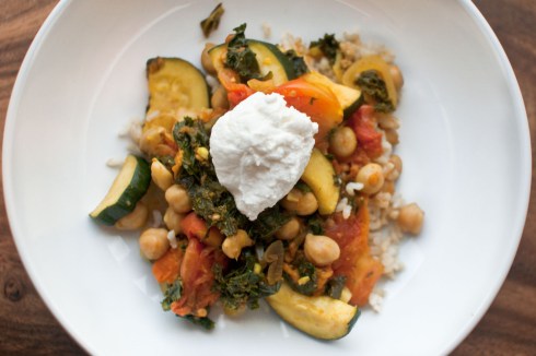 Veggie Curry from freshandfoodie.com @freshandfoodie