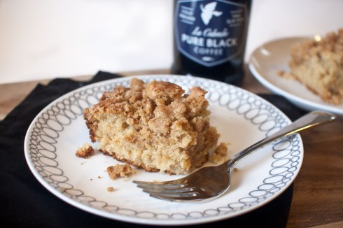 Outrageous New York-Style Crumb Cake from freshandfoodie.com @freshandfoodie
