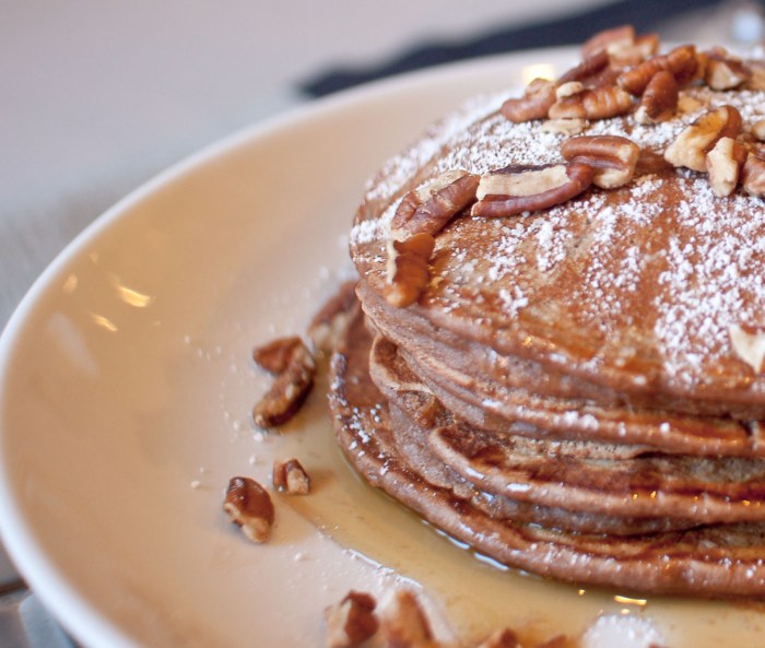 Bourbon County Stout Pancakes with Cardamom-Spiced Maple Syrup from freshandfoodie.com @freshandfoodie