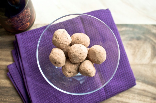 chili stout truffles via freshandfoodie.com @freshandfoodie